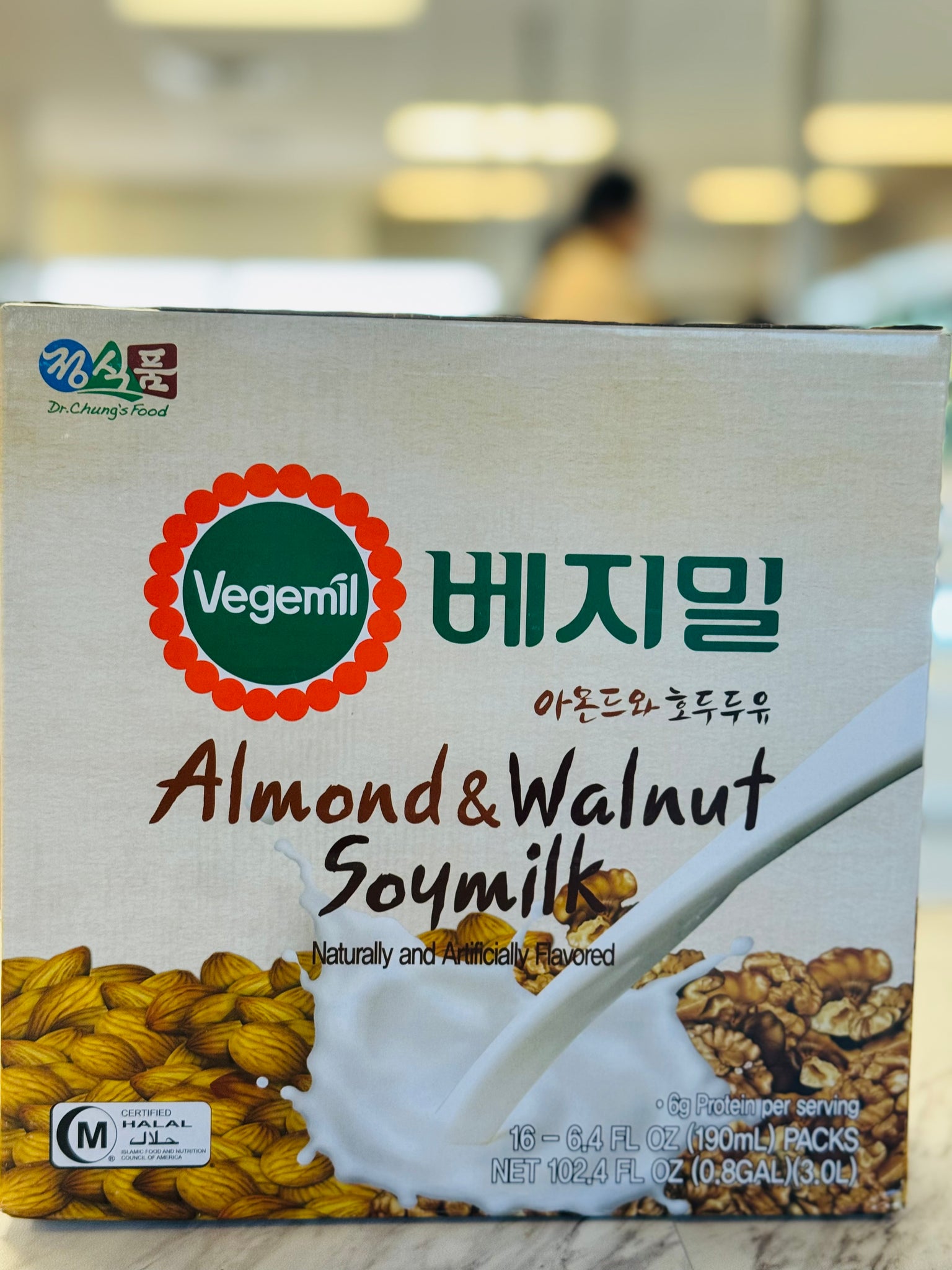 Vegemil Almond & Walnut Soymilk 1024ml (16×190ml)