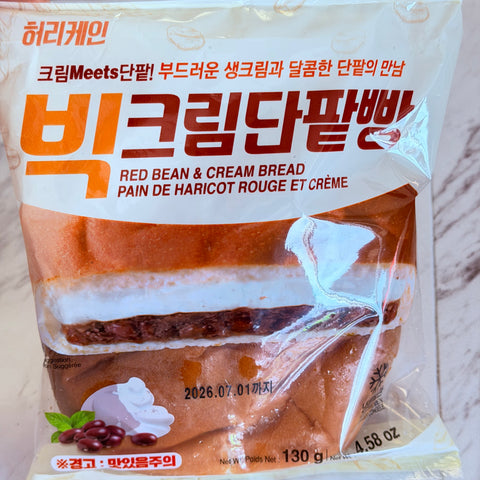 Hurricane Red Bean & Fresh Cream Bread 130g