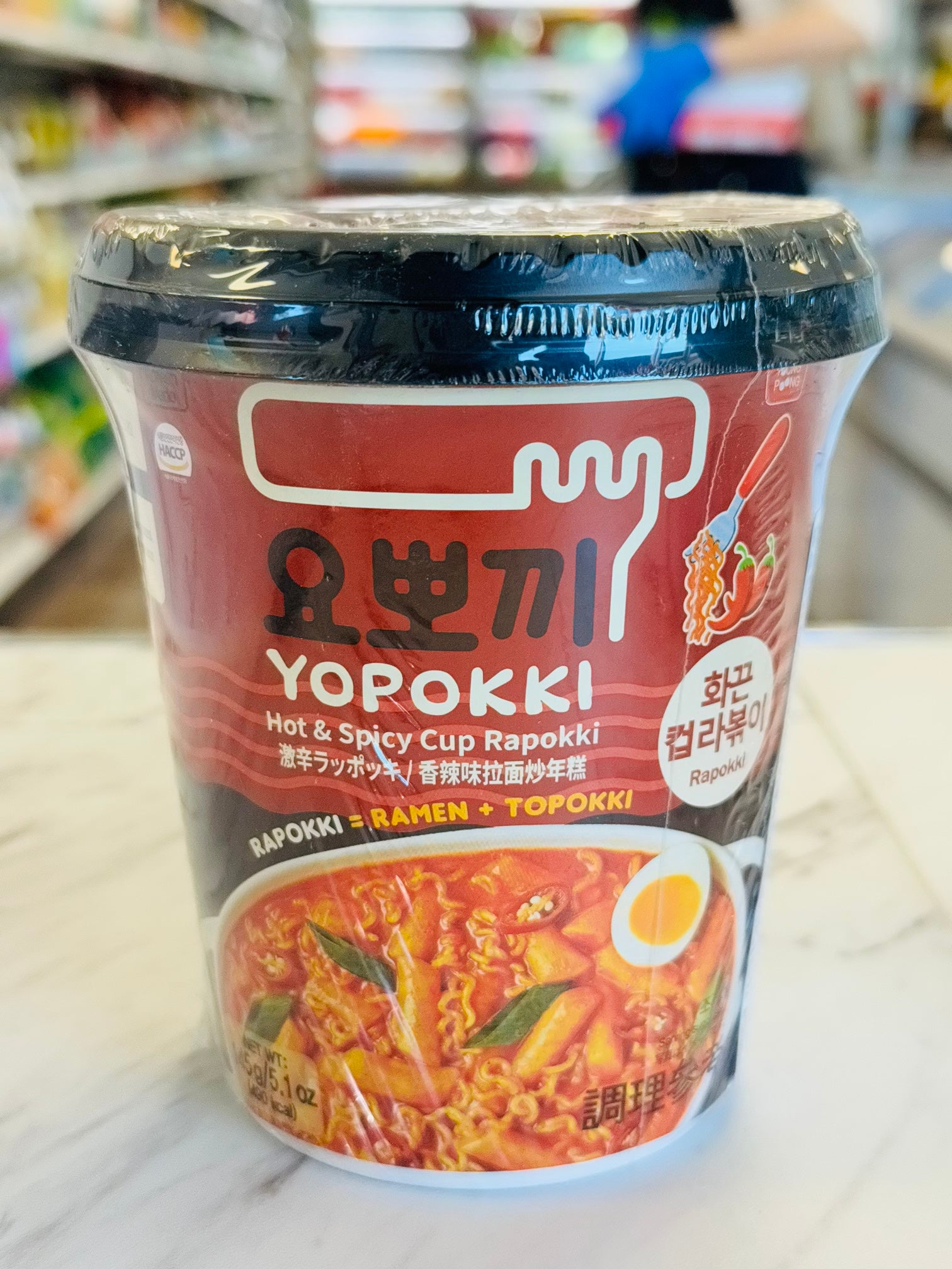 Yopokki Rice cake with sauce hot&spicy cup rapokki
