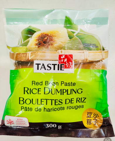 Taste a red bean paste rice dumpling