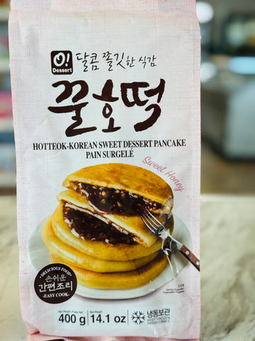 Hotteok korean sweet dessert pancake